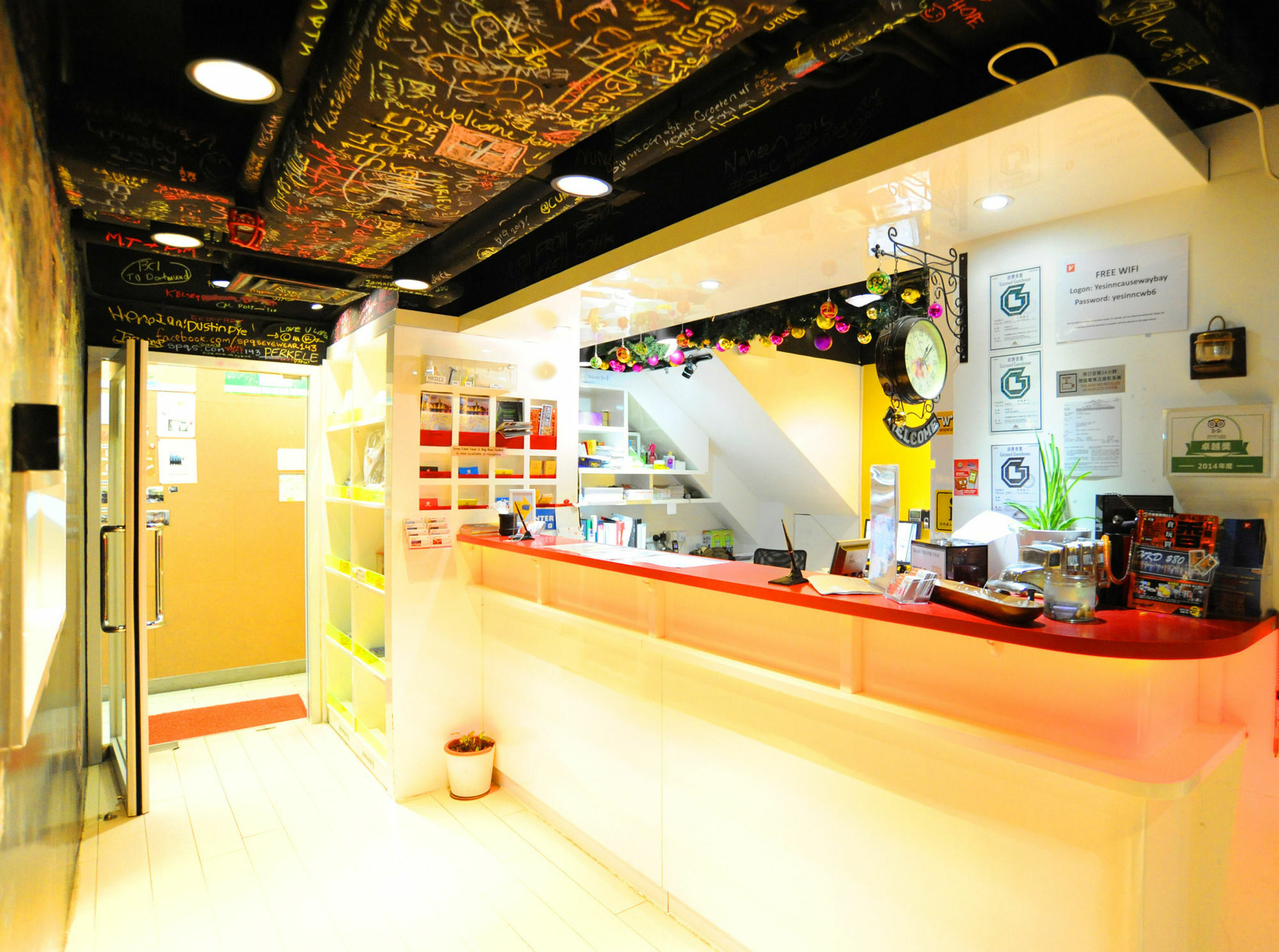 Yesinn - Causeway Bay * Hong Kong